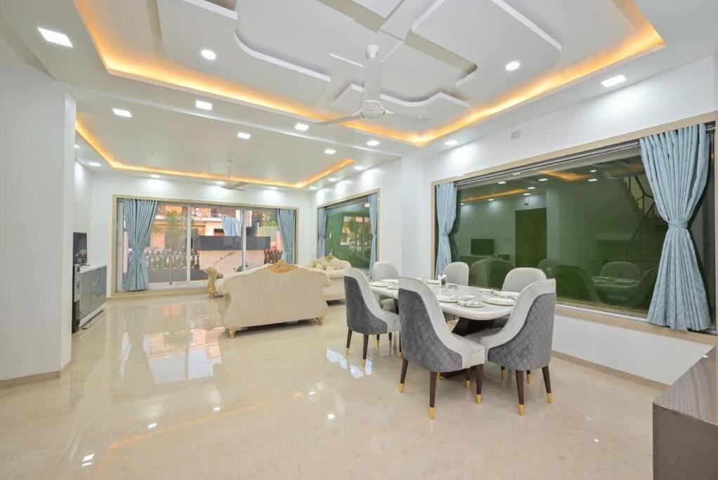 Royal Paradise Villa Lonavala Esterno foto