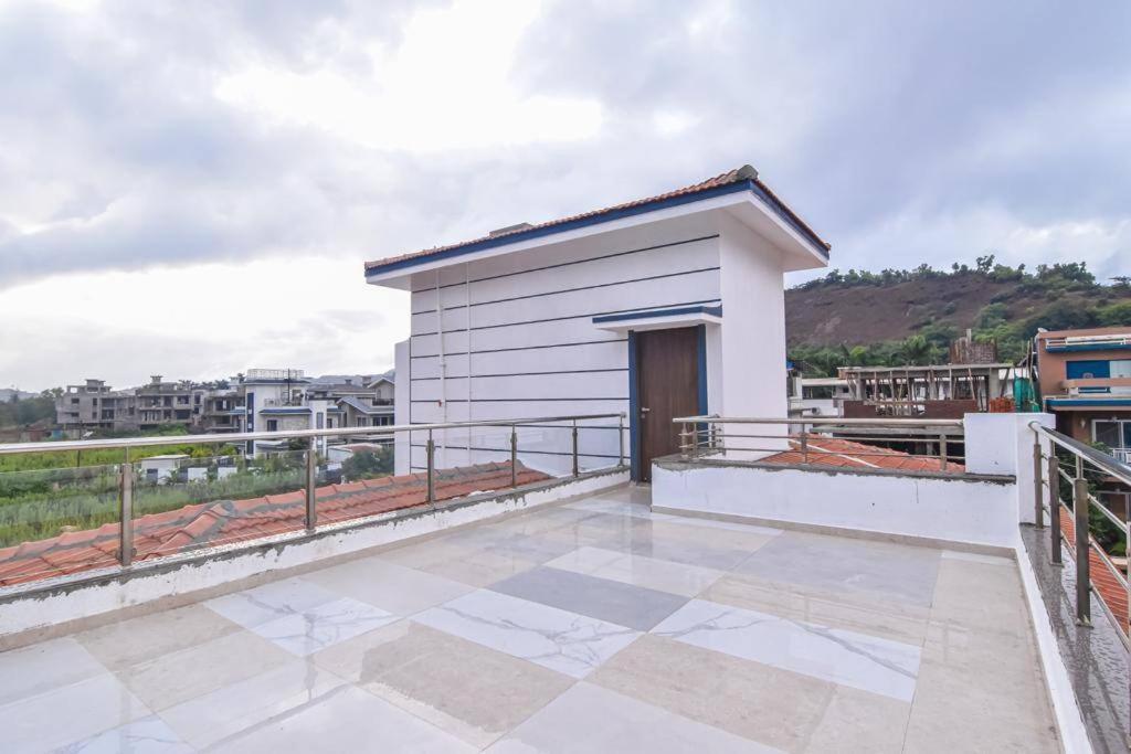 Royal Paradise Villa Lonavala Esterno foto